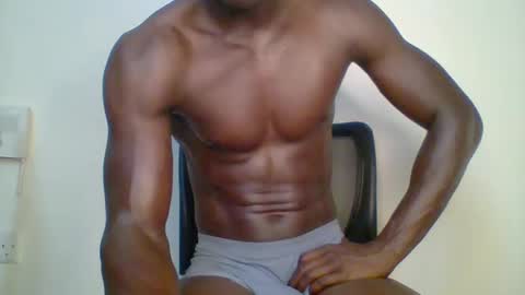 papi online show from February 19, 8:01 am