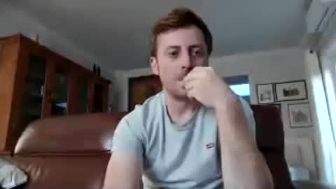 snoecks online show from July 23, 6:49 pm