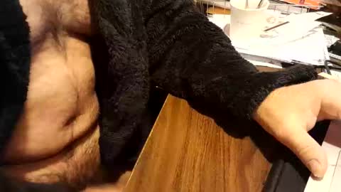 watchmecum online show from January 8, 3:17 pm