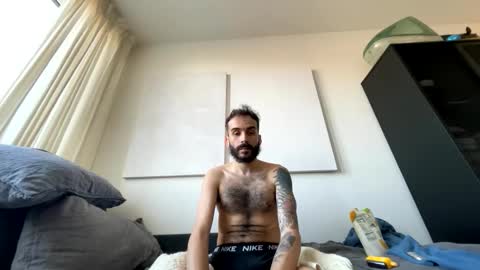 someoneawkward online show from April 27, 10:37 pm