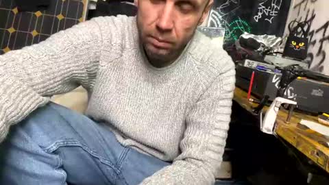 Snapshot of son_e_blacc chatting on December 5, 6:02 pm Soni online show from December 5, 6:02 pm