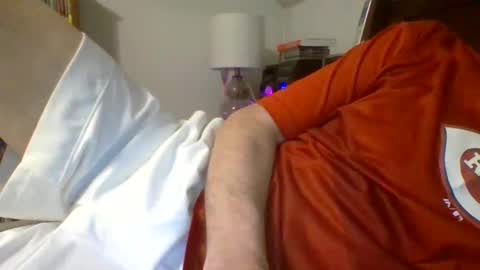 sosofaggot online show from December 9, 8:33 am