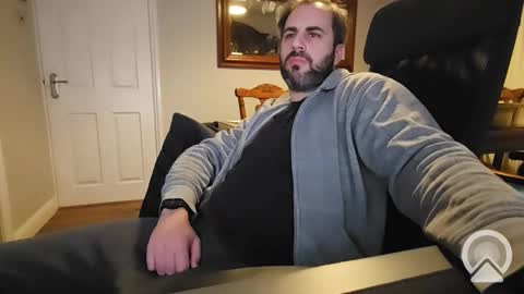 south_african_man_86 online show from February 9, 11:15 pm