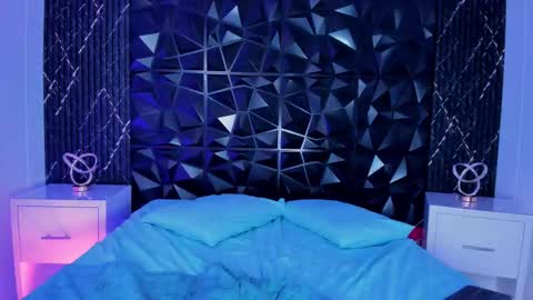 spaceboy_1 online show from February 17, 11:47 pm