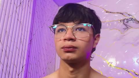 spark_tay online show from May 18, 4:07 am