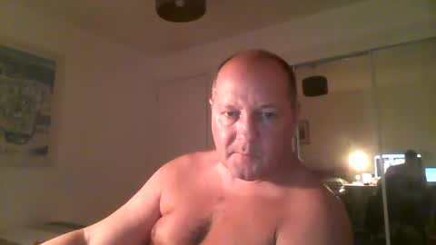 Snapshot of spidey1051a chatting on February 17, 6:48 pm spidey1051a online show from February 17, 6:48 pm