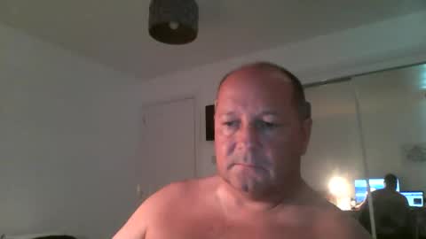 Snapshot of spidey1051a chatting on October 8, 10:52 am spidey1051a online show from October 8, 10:52 am