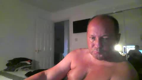 Snapshot of spidey1051a chatting on September 8, 6:18 pm spidey1051a online show from September 8, 6:18 pm