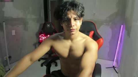 spideychill online show from April 17, 3:42 am