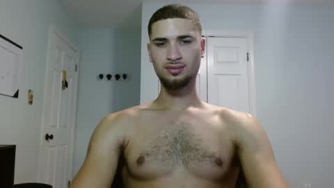 Snapshot of splash8x chatting on December 12, 5:26 pm Splash8x online show from December 12, 5:26 pm