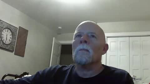 Snapshot of sportfish chatting on October 25, 12:34 am sportfish online show from October 25, 12:34 am