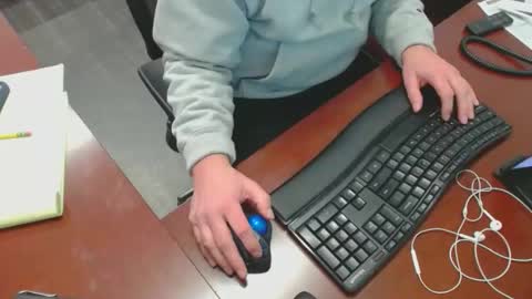 make me cum c2c talk to me online show from January 7, 9:35 pm