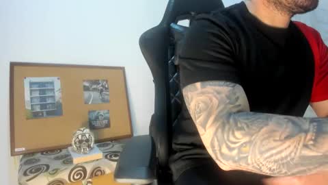 sr_tommy_w online show from January 14, 12:26 am