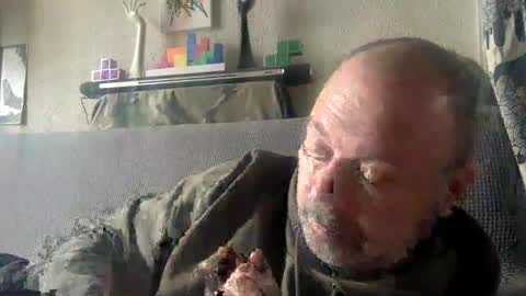 srekos38 online show from February 8, 9:46 am