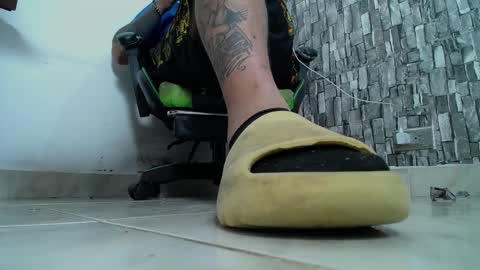 sr master cum its my old account online show from March 9, 2:39 am