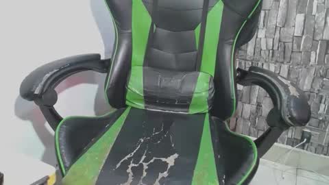 sr master cum its my old account online show from February 25, 6:42 pm