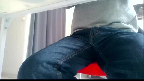 ssenzo online show from December 28, 2:44 pm