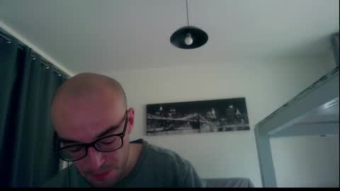 ssenzo online show from December 8, 9:46 am