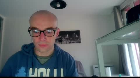 ssenzo online show from January 3, 7:38 am