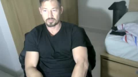 St Amor online show from January 1, 11:49 am