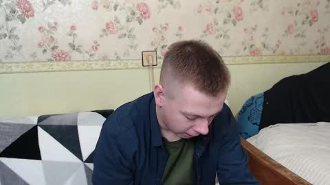 Snapshot of st_rudy chatting on March 4, 10:24 am Joe Peach online show from March 4, 10:24 am