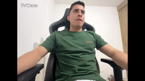 Snapshot of stan_will chatting on March 10, 3:45 am Stan online show from March 10, 3:45 am