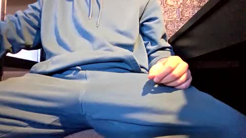 Staaanleeeyy online show from April 11, 10:08 am