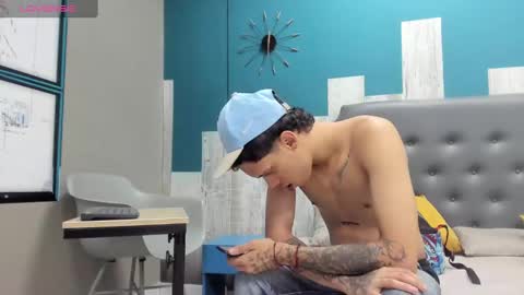 Snapshot of stanlycupper333 chatting on February 13, 11:28 am Stanly online show from February 13, 11:28 am