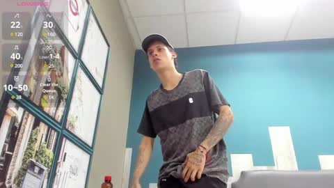 Snapshot of stanlycupper333 chatting on January 4, 1:31 pm Stanly online show from January 4, 1:31 pm