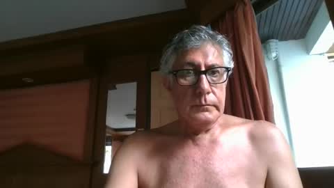 Snapshot of star0806666a chatting on February 7, 2:40 am star0806666a online show from February 7, 2:40 am