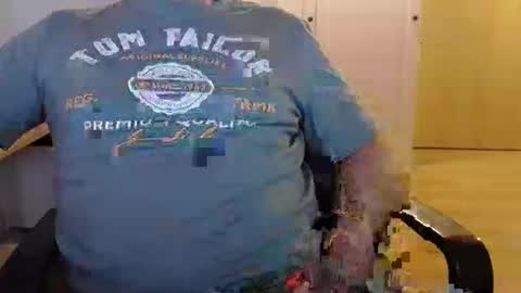 Snapshot of stefan2580 chatting on January 2, 1:17 am Stefan online show from January 2, 1:17 am