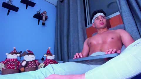 Stefann Salvatore online show from December 20, 3:14 am