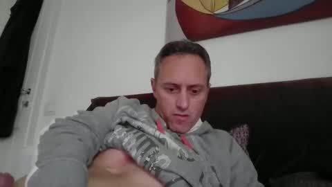 sten015 online show from February 5, 1:18 pm