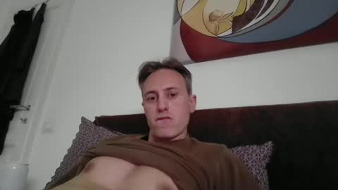 sten015 online show from February 18, 1:44 pm