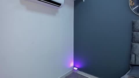 Stephane Rouss online show from November 28, 8:11 pm