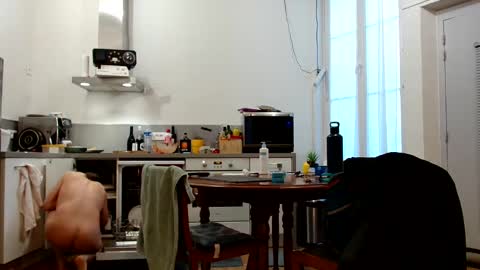 stephane online show from February 6, 4:25 pm