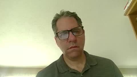 stephenhal9 online show from March 6, 4:59 pm