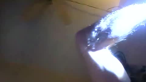 Snapshot of sterng123 chatting on December 8, 10:19 am sterng123 online show from December 8, 10:19 am