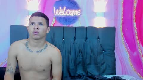 Steven online show from December 3, 11:38 am