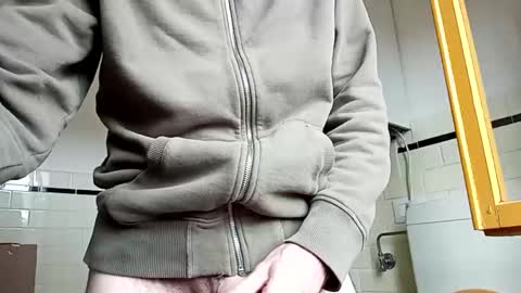 stevenx1974 online show from April 10, 3:30 pm