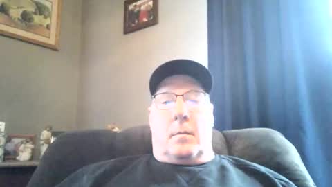 bobby online show from February 5, 3:52 pm