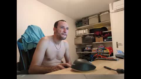 stickolive1 online show from June 5, 11:54 pm