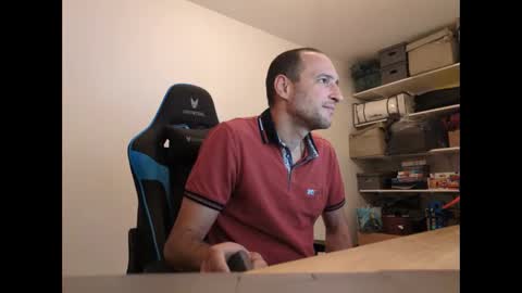 stickolive1 online show from May 16, 6:28 pm