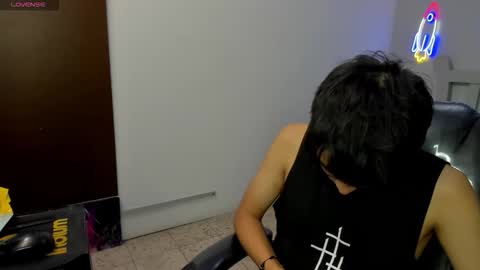 Stiwen online show from November 10, 6:35 pm