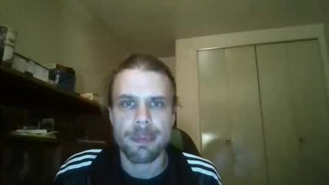 stockingsnfeet online show from April 16, 12:32 am