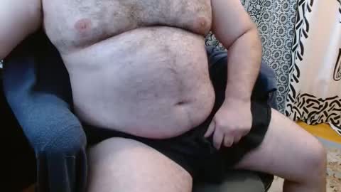 Stonerbear42 online show from November 4, 1:45 pm