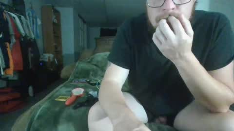 stout0818 online show from June 22, 3:36 am
