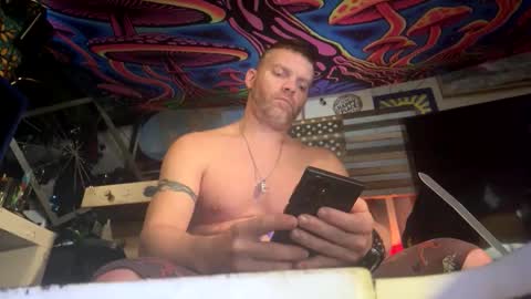 Str8 online show from April 18, 11:11 am