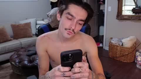 str8whiteboy21 online show from September 14, 5:26 pm