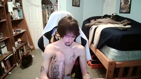 str8whiteboy21 online show from March 12, 5:07 pm